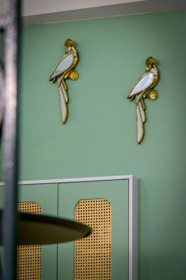 Urban Tales Aparthotel Athens Room photo