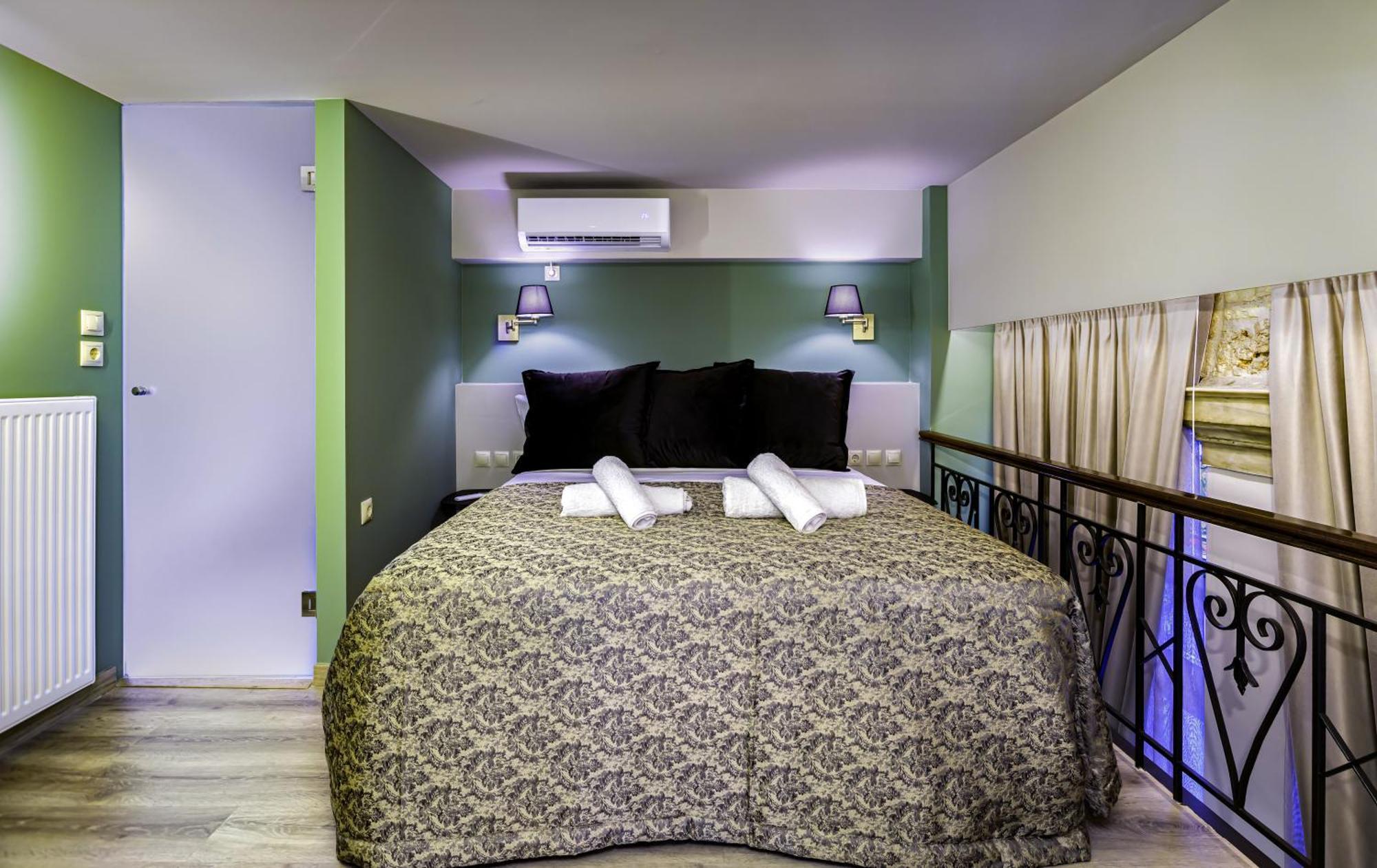 Urban Tales Aparthotel Athens Room photo